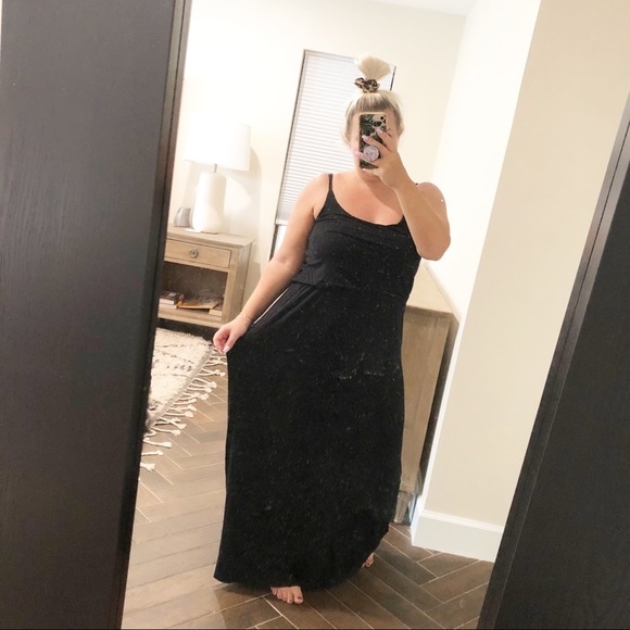 Dresses & Skirts - Black Stretch Midi Maxi Beach Casual Coverup Dress